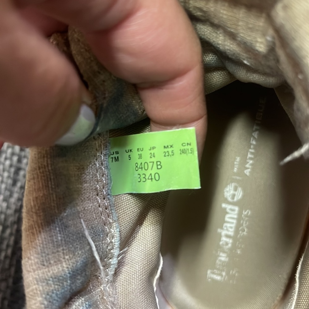 Timberland Size 7 Boots Women’s - Picture 6 of 6